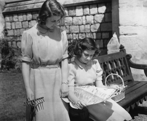 Queen Elizabeth as a young girl